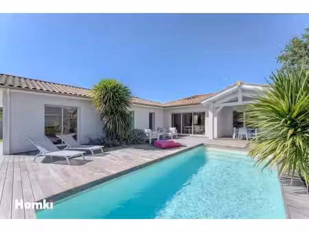 sanguinet – maison récente  3chambres  piscine sur 1 168m² de terrain