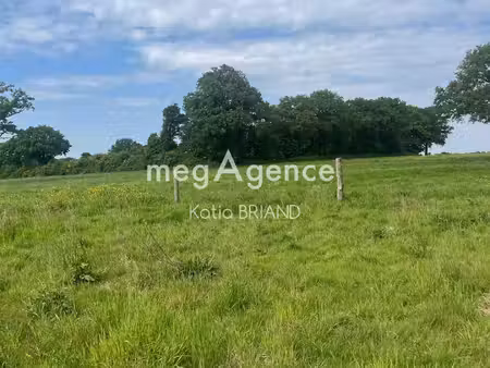 terrain agricole et bâtiment