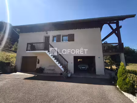 maison familiale à vendre à notre dame des millieres - confort et tranquillité assurés