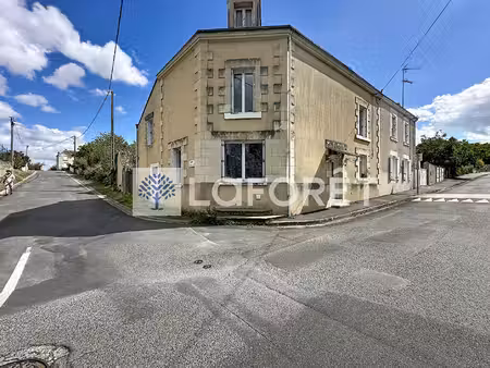 saint-jean-de-thouars - maison avec terrain constructible