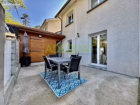 maison 4 pièces 80 m²