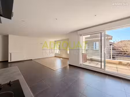 appartement 3 pièces 75 m²