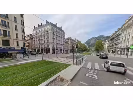 local commercial 95 m² grenoble