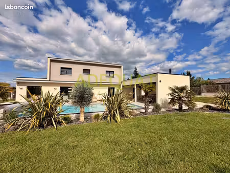 maison 7 pièces 193 m²