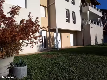 t3 lumineux de 71 m² avec jardin  terrasse et garage : 990+110 chg=1100