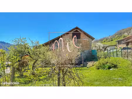 maison 2 pièces 130 m²