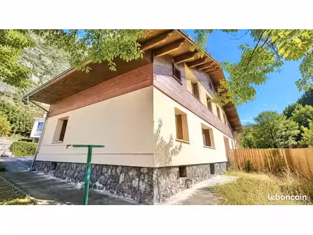 maison 3 pièces 69 m²