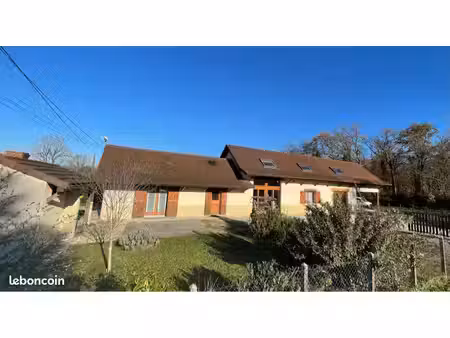 maison 210 m2