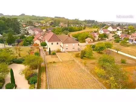 propriété 14 pièces 220 m²