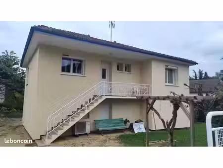 maison individuelle sur deux niveaux