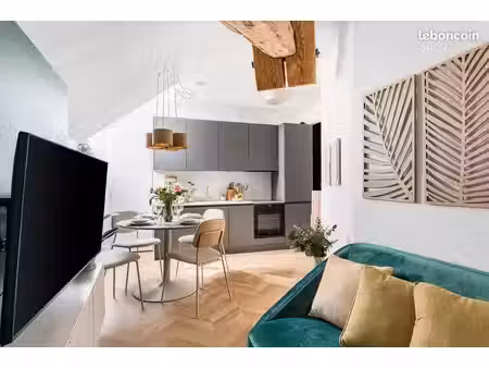 apt 2 chambres - rénové - place grenette