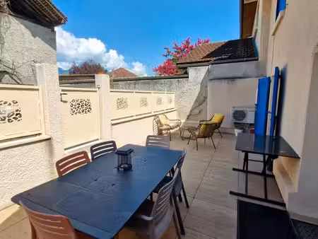 maison t3 rénovée – terrasse 30 m² sans vis-à-vis + parking