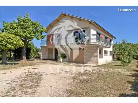 maison 6 pièces 140 m²