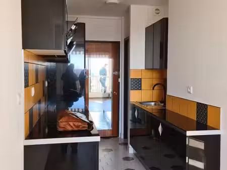 studio meublé 23m² vue dégagée - vendu loué - montrichard