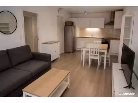 studio meublé de 30 m² – centre-ville de saint-étienne