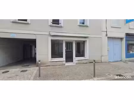 local commercial
