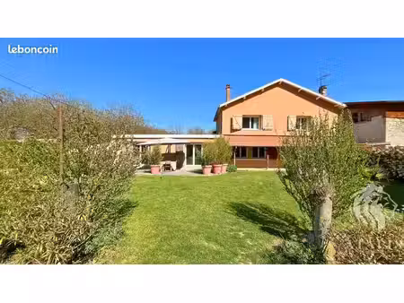 maison 7 pièces 172 m²
