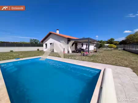 villa 5 pièces 109 m²