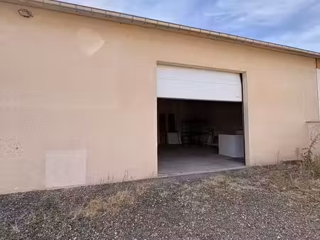 à louer – local professionnel 100 m² – zone industrielle du tournel  champdieu
