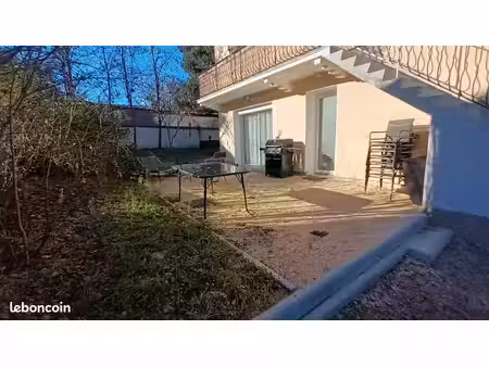 entre maison et appartement
