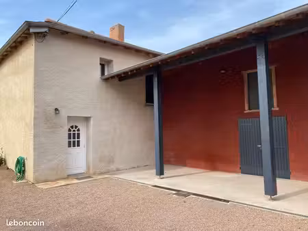 maison à louer sur notre dame de boisset
