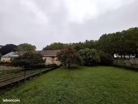 maison 12 pièces 300 m²