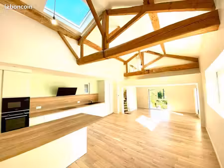 maison en pierre rénovée