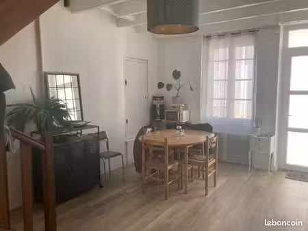 saint pere en retz - centre ville - maison 91 m² avec jardin