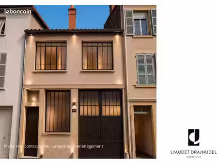 appartement 4 pièces 300 m²