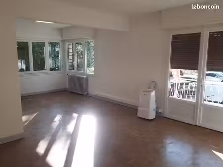 bureau à louer 28 m²