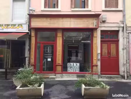 local commercial 105 m²