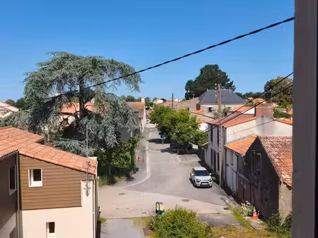 centre de saint leger appartement t3 / t4 de 66 m² avec jardin