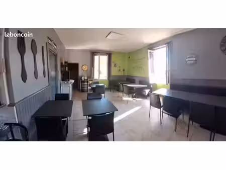 restaurant bar