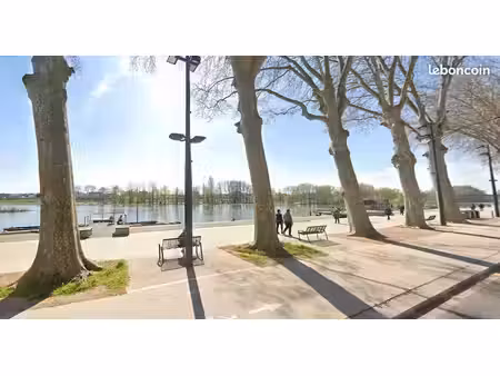 t1 bis 35 75 m2 quai du châtelet - centre ville - bords de loire