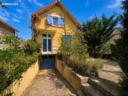 maison 7 pièces 130 m²