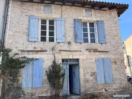 ? maison à rénover – fort potentiel – à caudecoste 49 000