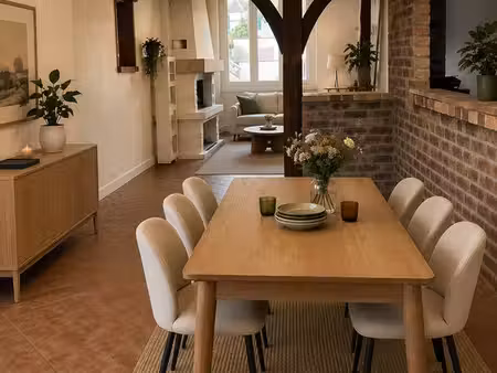 centre-ville d’orléans – grand t2/t3 de 65 m2 avec balcon – au calme