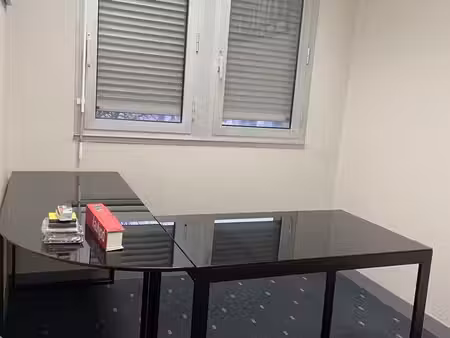 bureau de 9m² - à louer