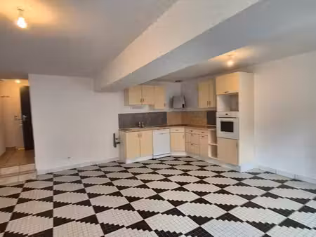 appartement t2 47m2 au rdc