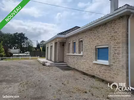 bureaux 127 m²