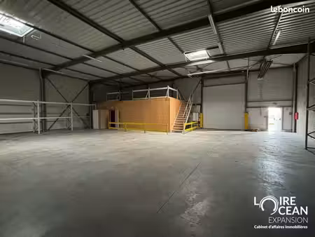local d'activité 355 m²