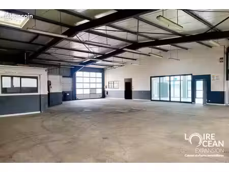 local d'activité 759 m²