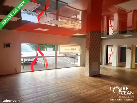 local commercial 250 m²