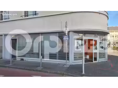 local commercial 160 m²