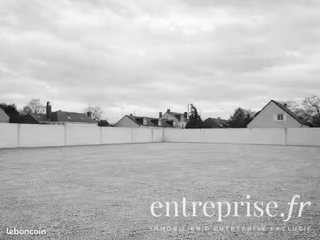 terrain 692 m² angers