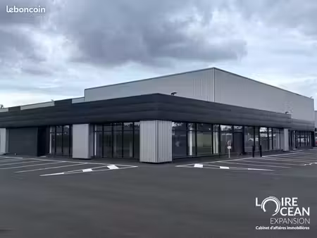 local commercial 658 m²