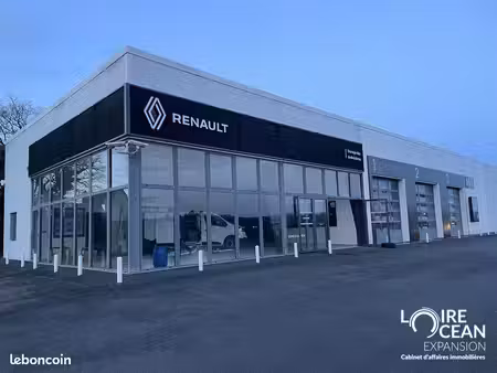 local d'activité 845 m²