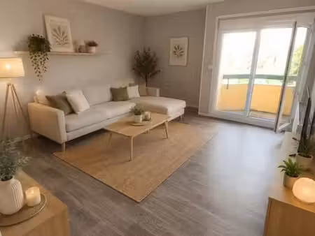 appartement 3 pièces 77 m²