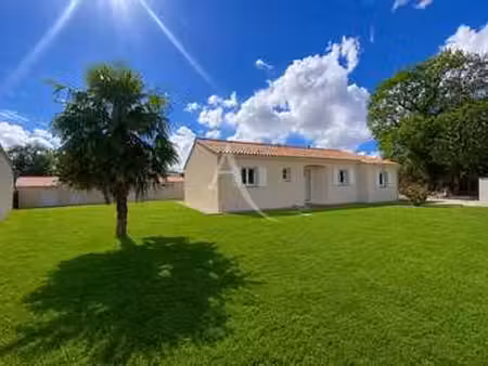 vente maison à geneston (44140) : à vendre / 113m² geneston