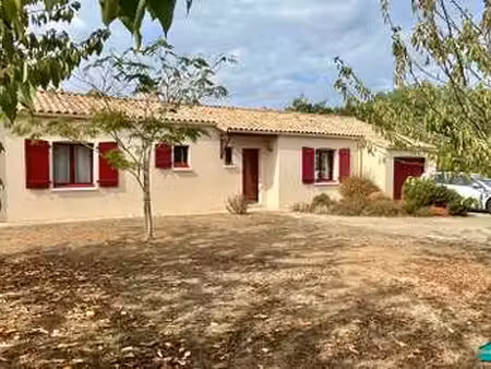 vente maison piscine à saint-philbert-de-grand-lieu (44310) : à vendre piscine / 109m² sai